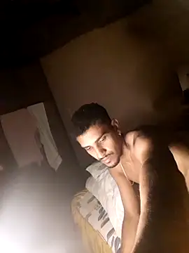 Snapshot of ldkzinnn chatting on 10.16.25 ldkzinnn online show from 10.16.25