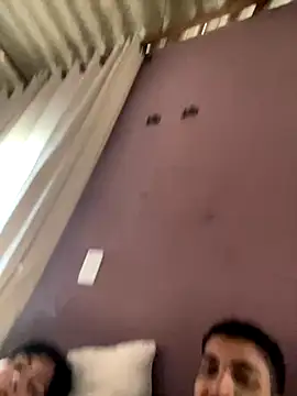 Snapshot of ldkzinnn chatting on 10.22.25 ldkzinnn online show from 10.22.25