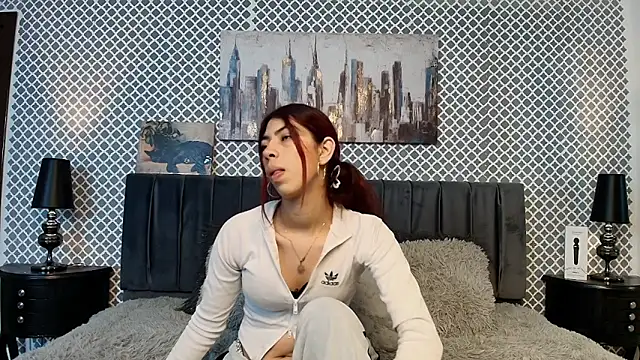 Snapshot of Cassie_bloom chatting on 03.14.25 Cassie bloom online show from 03.14.25