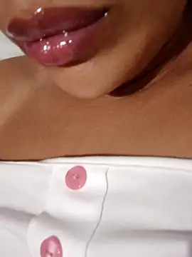 Sexlove1xo online show from 09.26.25