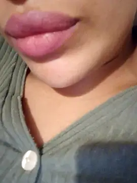 Sexlove1xo online show from 10.05.25