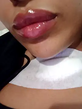 Sexlove1xo online show from 10.25.25