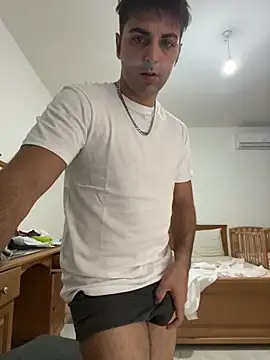 Snapshot of mikekmi21 chatting on 10.10.25 mikekmi21 online show from 10.10.25