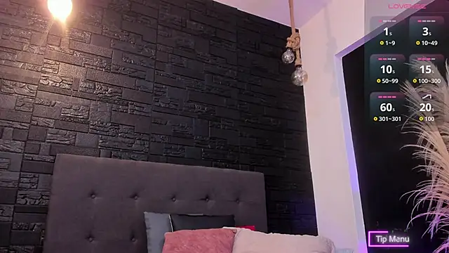 Maite Smith  online show from 11.14.25