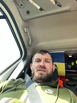 Snapshot of daniel21p chatting on 02.28.25 daniel21p online show from 02.28.25