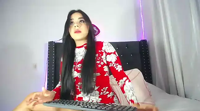 Snapshot of AprilHotty chatting on 03.16.25 AprilHotty online show from 03.16.25