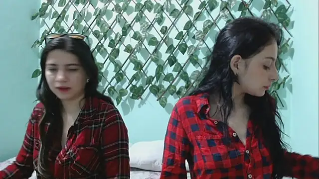 Snapshot of zukim2830 chatting on 03.11.25 zukim2830 online show from 03.11.25