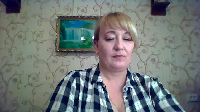 Snapshot of ArielXLoveresss chatting on 03.07.25 ArielXLoveresss online show from 03.07.25