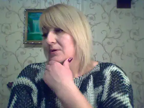 Snapshot of ArielXLoveresss chatting on 03.10.25 ArielXLoveresss online show from 03.10.25