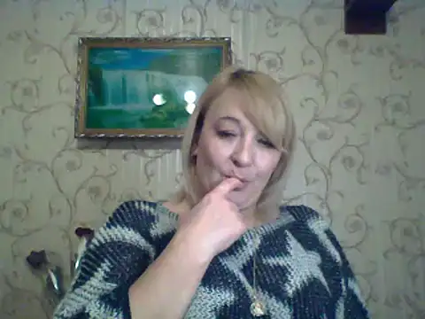 Snapshot of ArielXLoveresss chatting on 03.11.25 ArielXLoveresss online show from 03.11.25