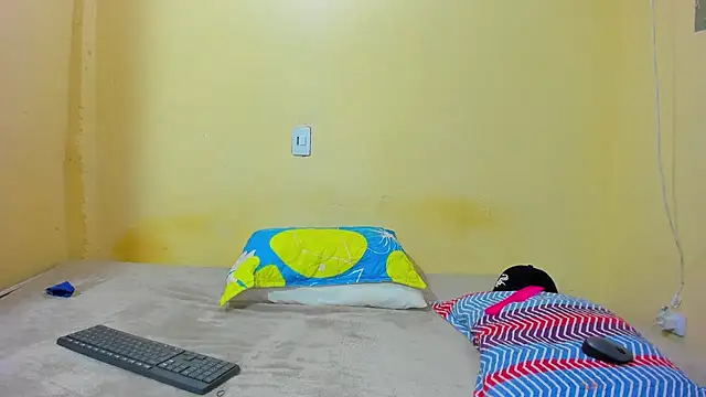 Snapshot of Ixchell_dewei chatting on 09.27.25 Ixchell dewei online show from 09.27.25