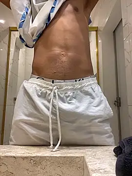 Snapshot of Gabriel_amor691 chatting on 11.25.25 Gabriel amor691 online show from 11.25.25