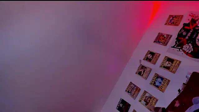 Snapshot of Minami_Nakamura chatting on 11.15.25 Minami Nakamura online show from 11.15.25