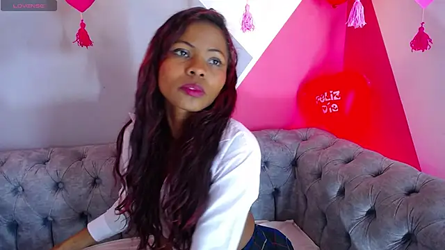 Snapshot of Agata_Grubisic chatting on 02.28.25 Agata Grubisic online show from 02.28.25