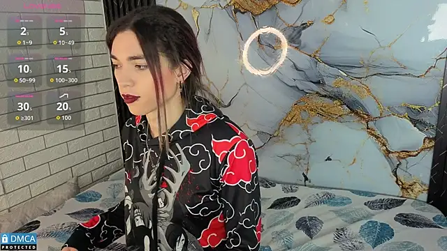 MaeveKuro online show from 11.07.25