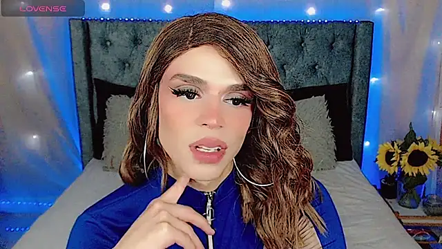 Snapshot of Dalila_moan chatting on 03.20.25 Dalila moan online show from 03.20.25