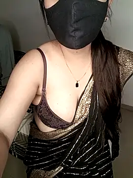 Snapshot of neha_rohan12 chatting on 03.22.25 neha rohan12 online show from 03.22.25