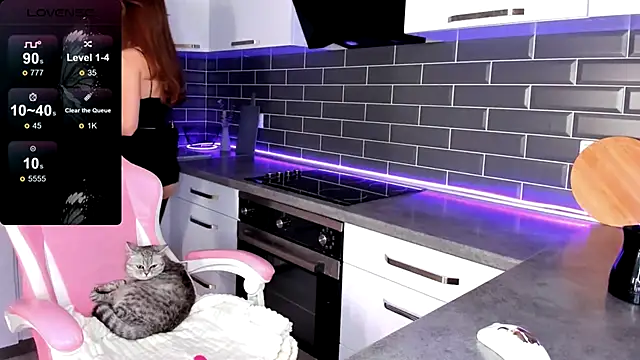 EmmaVictori1 online show from 11.07.25