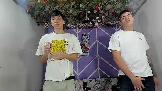 Snapshot of Maxxi_hot23 chatting on 10.09.25 Maxxi hot23 online show from 10.09.25