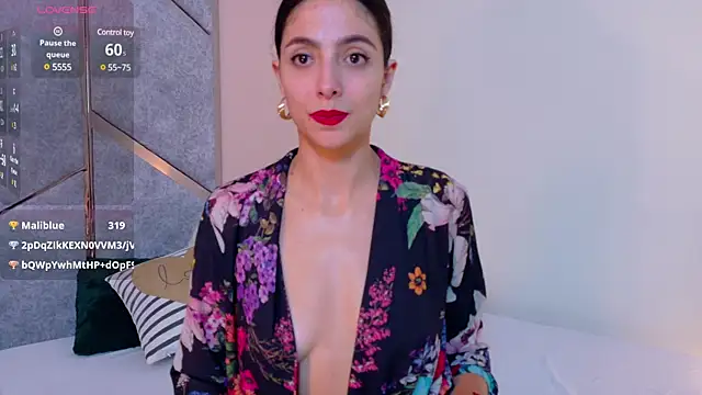 Snapshot of Angell-Bell- chatting on 03.21.25 Angell-Bell- online show from 03.21.25