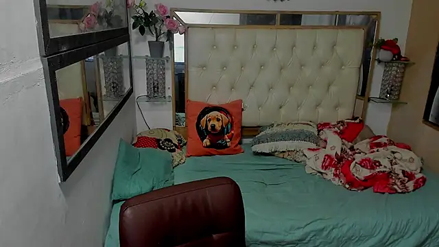 heiker  online show from 12.01.25