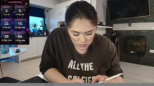 Layla- online show from 12.11.24