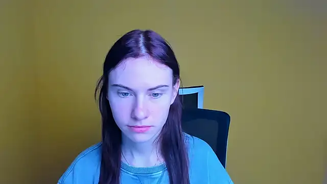 Snapshot of Fiona_Night chatting on 03.20.25 Fiona Night online show from 03.20.25
