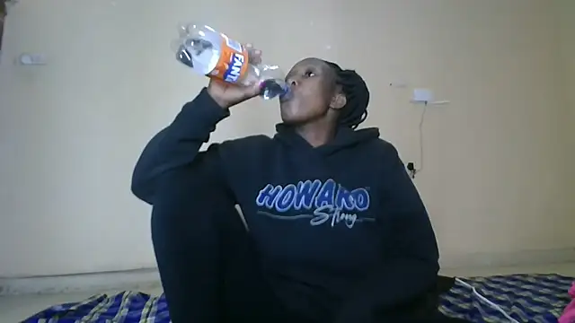 Squirt Goddesss online show from 12.02.25