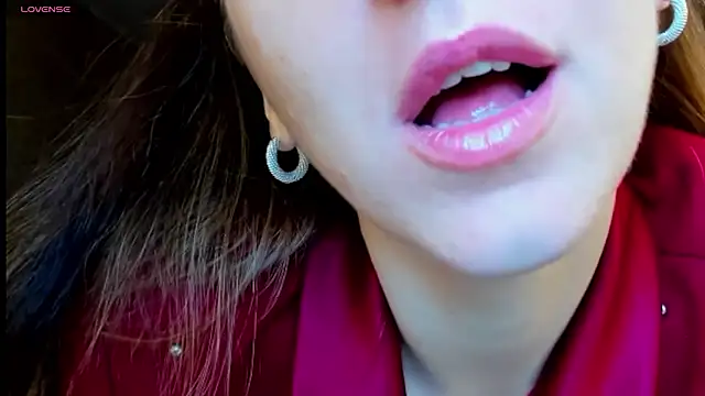 Snapshot of desired_zzoya chatting on 09.22.25 desired zzoya online show from 09.22.25