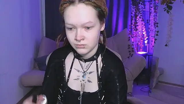 Snapshot of NicoleFlloret chatting on 03.05.25 NicoleFlloret online show from 03.05.25