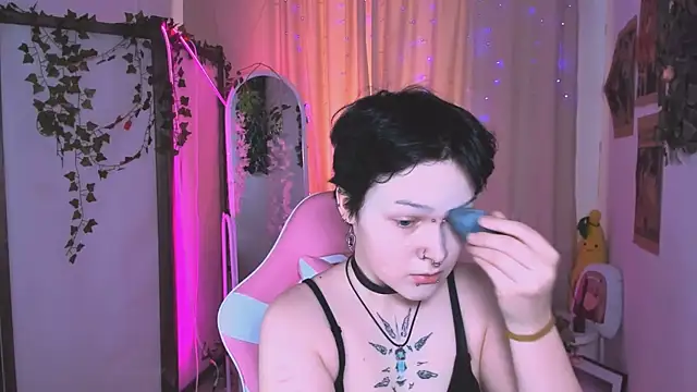 Snapshot of NicoleFlloret chatting on 03.21.25 NicoleFlloret online show from 03.21.25