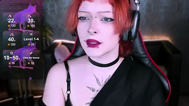 Snapshot of NicoleFlloret chatting on 09.14.25 NicoleFlloret online show from 09.14.25