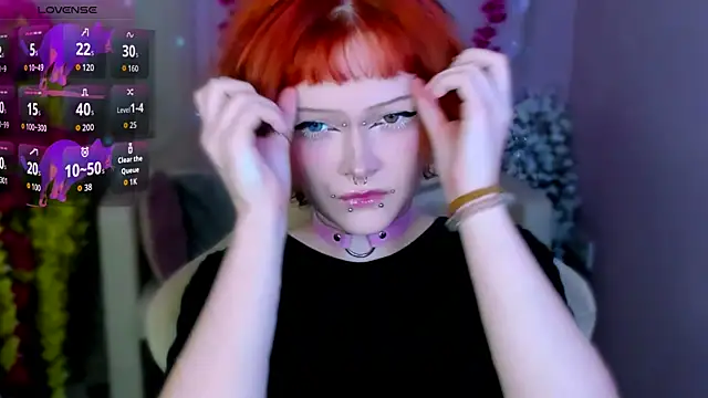 Snapshot of NicoleFlloret chatting on 09.18.25 NicoleFlloret online show from 09.18.25