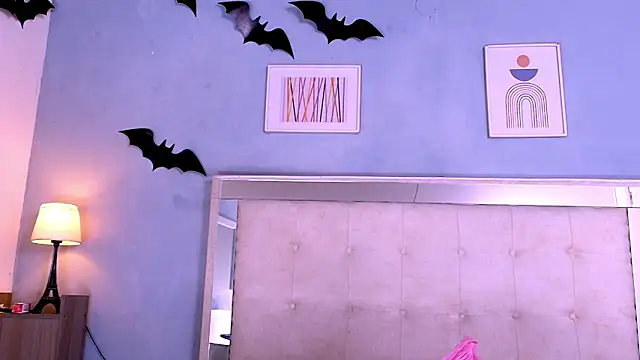 Emily Castillo 1 online show from 11.23.25