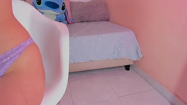 Olivia pretty  online show from 03.06.25