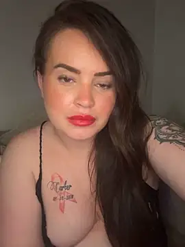 Snapshot of Sophie_23XX chatting on 03.15.25 Sophie 23XX online show from 03.15.25