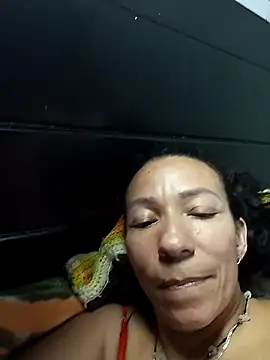 Snapshot of Antonela45 chatting on 03.19.25 Antonela45 online show from 03.19.25