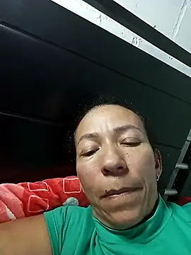 Snapshot of Antonela45 chatting on 03.21.25 Antonela45 online show from 03.21.25