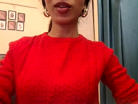 Queen Ayeshaa online show from 11.10.25