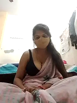 Snapshot of fuunshashi chatting on 11.26.25 fuunshashi online show from 11.26.25