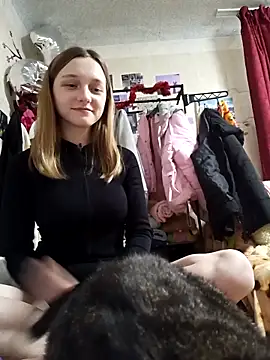 Snapshot of Bonechka chatting on 03.11.25 Bonechka online show from 03.11.25