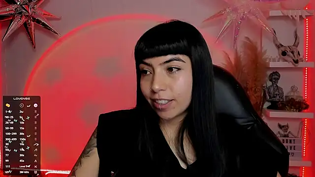 Snapshot of Saraa_Desiree chatting on 03.06.25 Saraa Desiree online show from 03.06.25