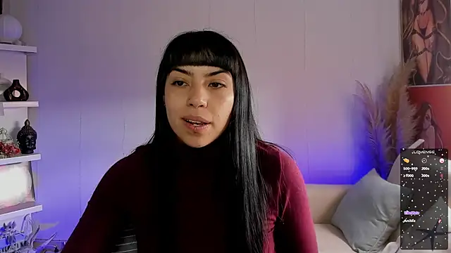 Snapshot of Saraa_Desiree chatting on 09.12.25 Saraa Desiree online show from 09.12.25