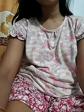 Snapshot of sexy-trisha1 chatting on 10.15.25 sexy-trisha1 online show from 10.15.25
