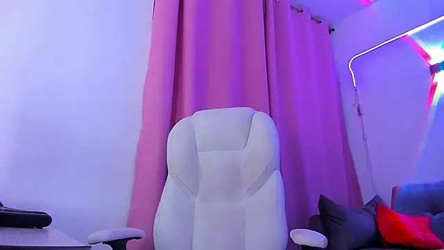 gaaby foxx online show from 10.07.25