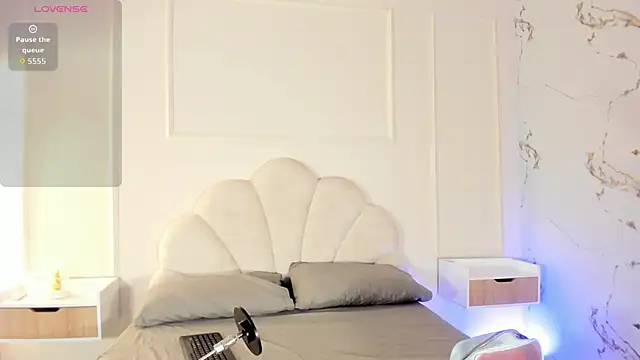 Candaceoweens online show from 11.20.25