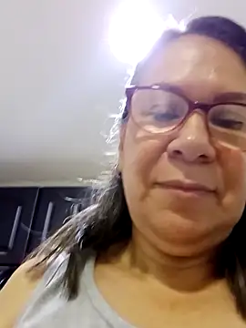 Snapshot of victoria_wayne chatting on 09.18.25 victoria wayne online show from 09.18.25