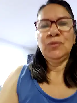 Snapshot of victoria_wayne chatting on 09.19.25 victoria wayne online show from 09.19.25