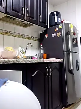 Snapshot of victoria_wayne chatting on 09.25.25 victoria wayne online show from 09.25.25