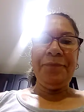 Snapshot of victoria_wayne chatting on 10.12.25 victoria wayne online show from 10.12.25